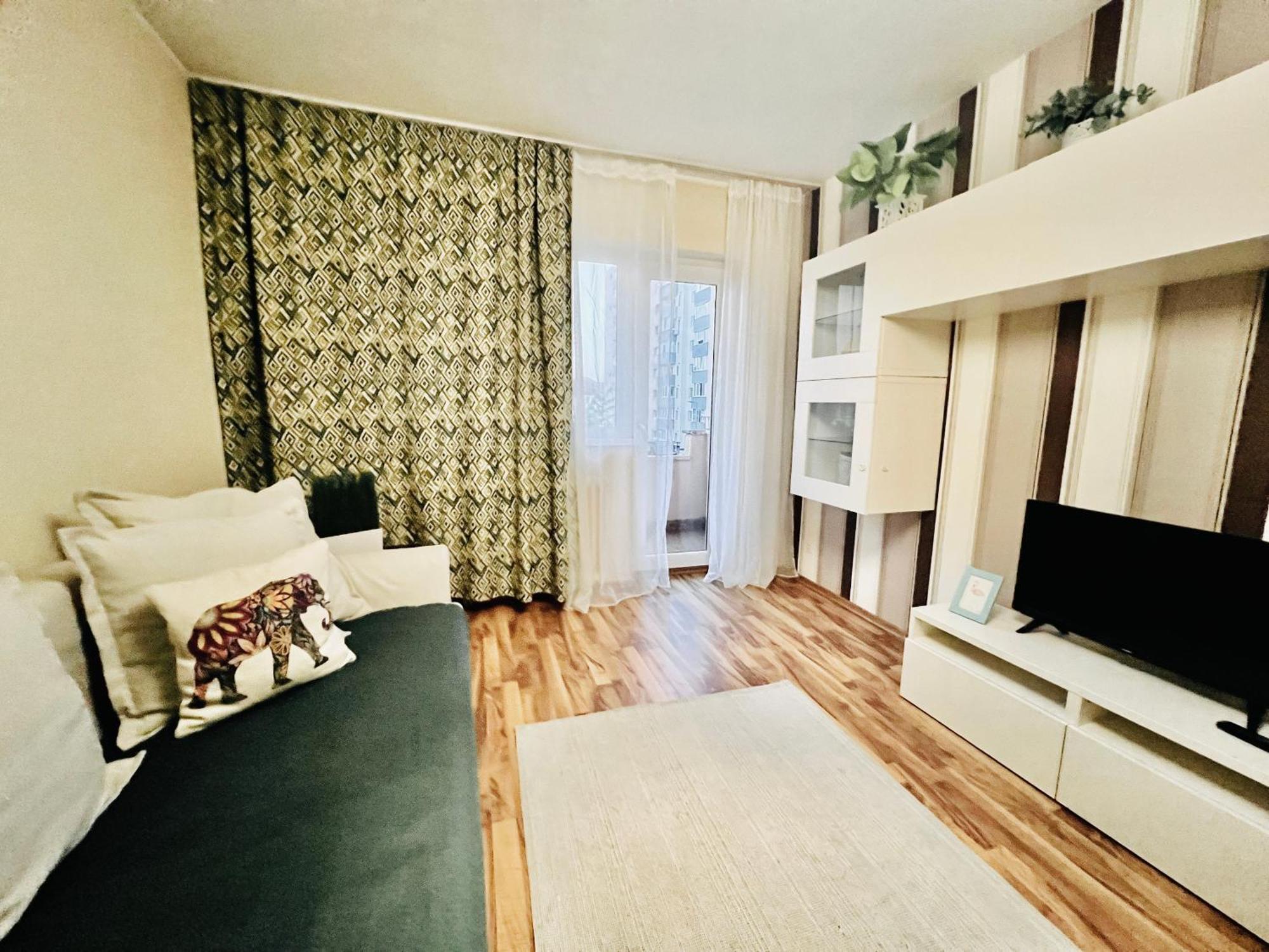 Middle Of The Boulevard Apartment Alba Iulia